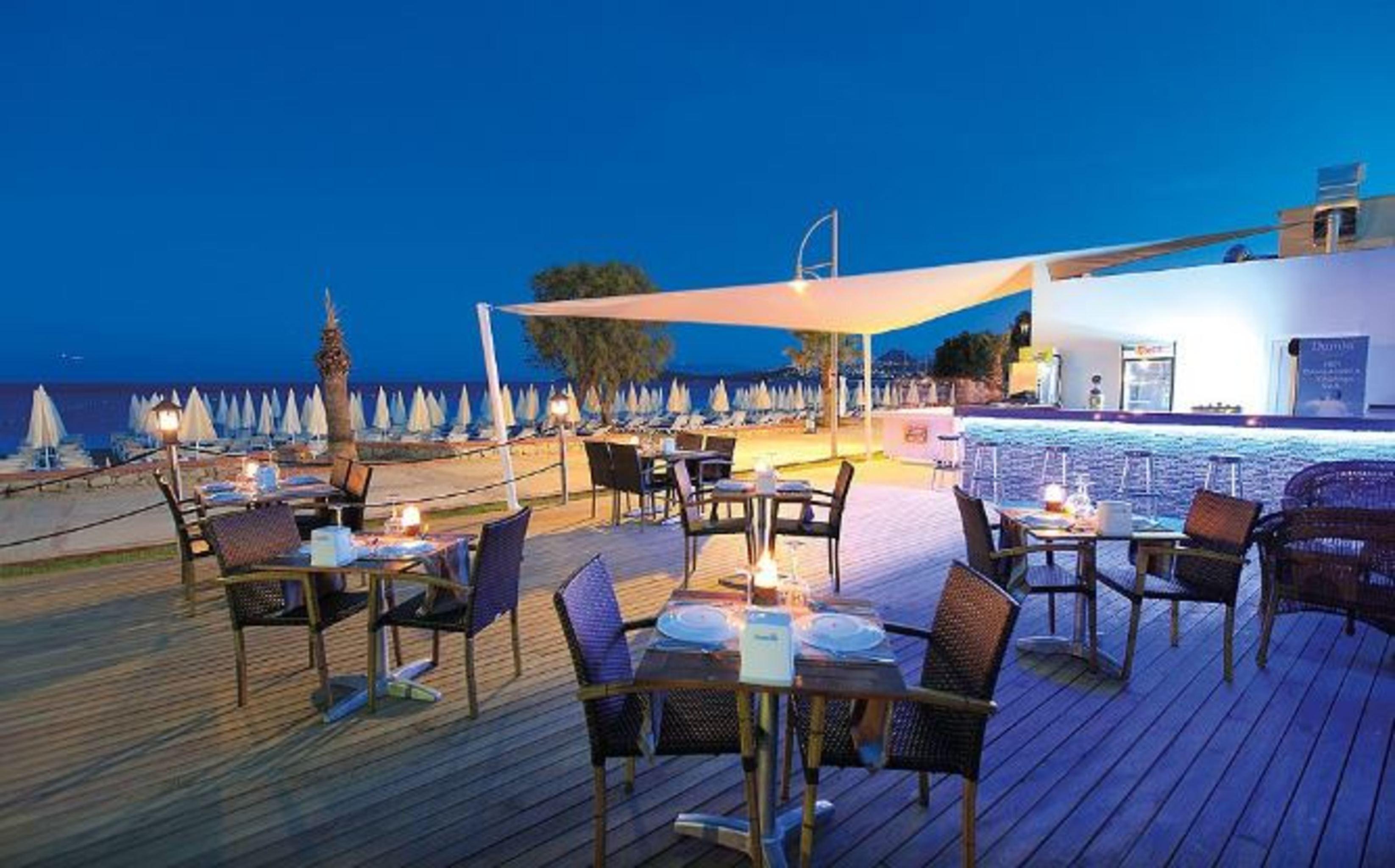 Petunya Beach Resort Ortakent Luaran gambar