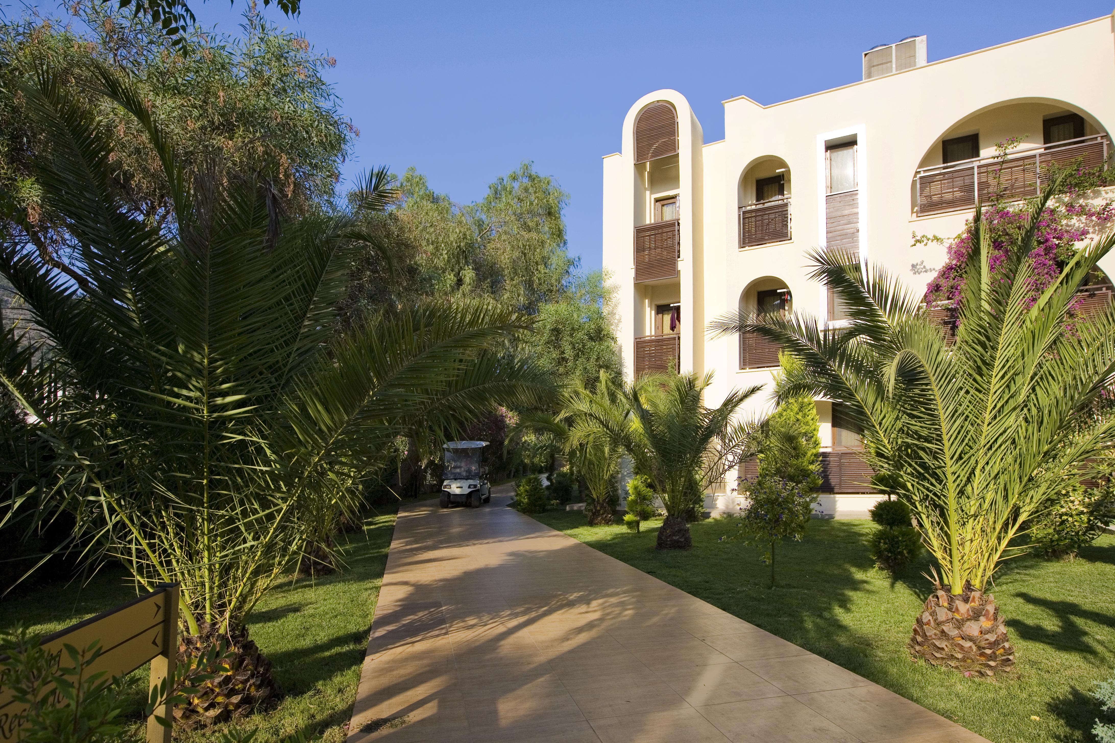 Petunya Beach Resort Ortakent Luaran gambar