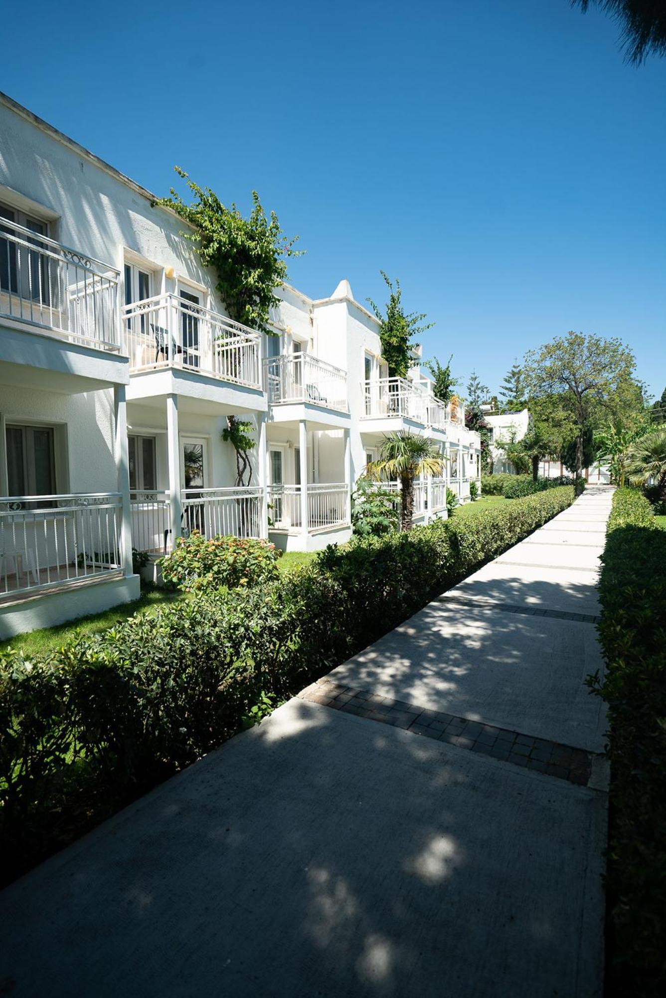 Petunya Beach Resort Ortakent Luaran gambar