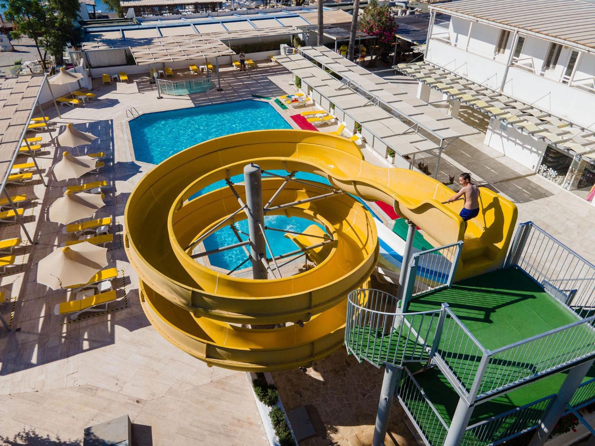 Petunya Beach Resort Ortakent Luaran gambar