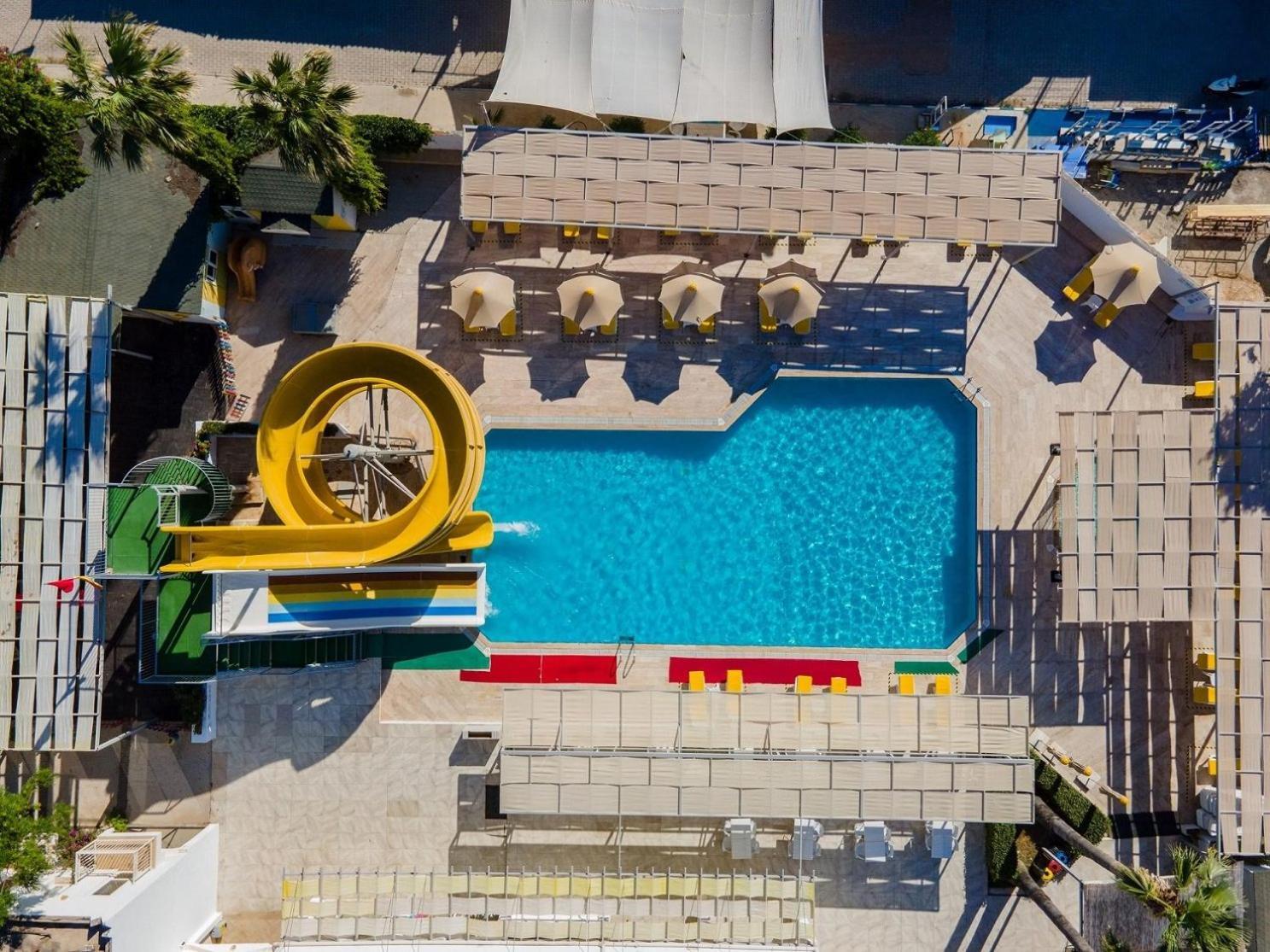 Petunya Beach Resort Ortakent Luaran gambar